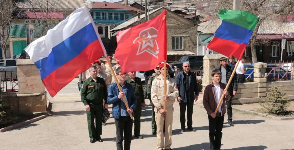 Более двадцати учащихся Кумухской школы вступили в ряды юнармейцев