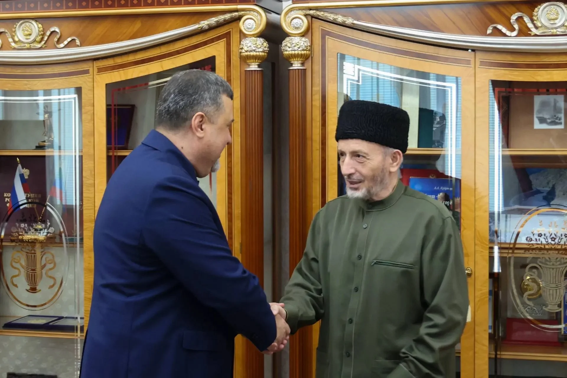 Руководители Дагестана поздравили муфтия Ахмада-Афанди Абдулаева с днём рождения