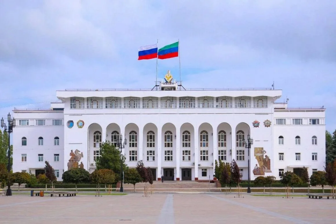 В Дагестане строят шесть детских садов и открывают женские консультации по нацпроекту «Семья»