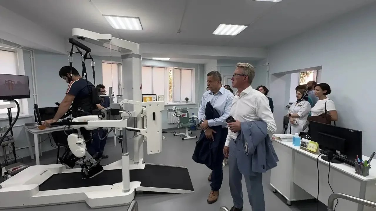 Делегация АП РФ и фонда «Защитники Отечества» оценила систему реабилитации ветеранов СВО