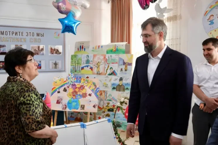 Глава правительства Дагестана поздравил работников дошкольного образования с профессиональным праздником