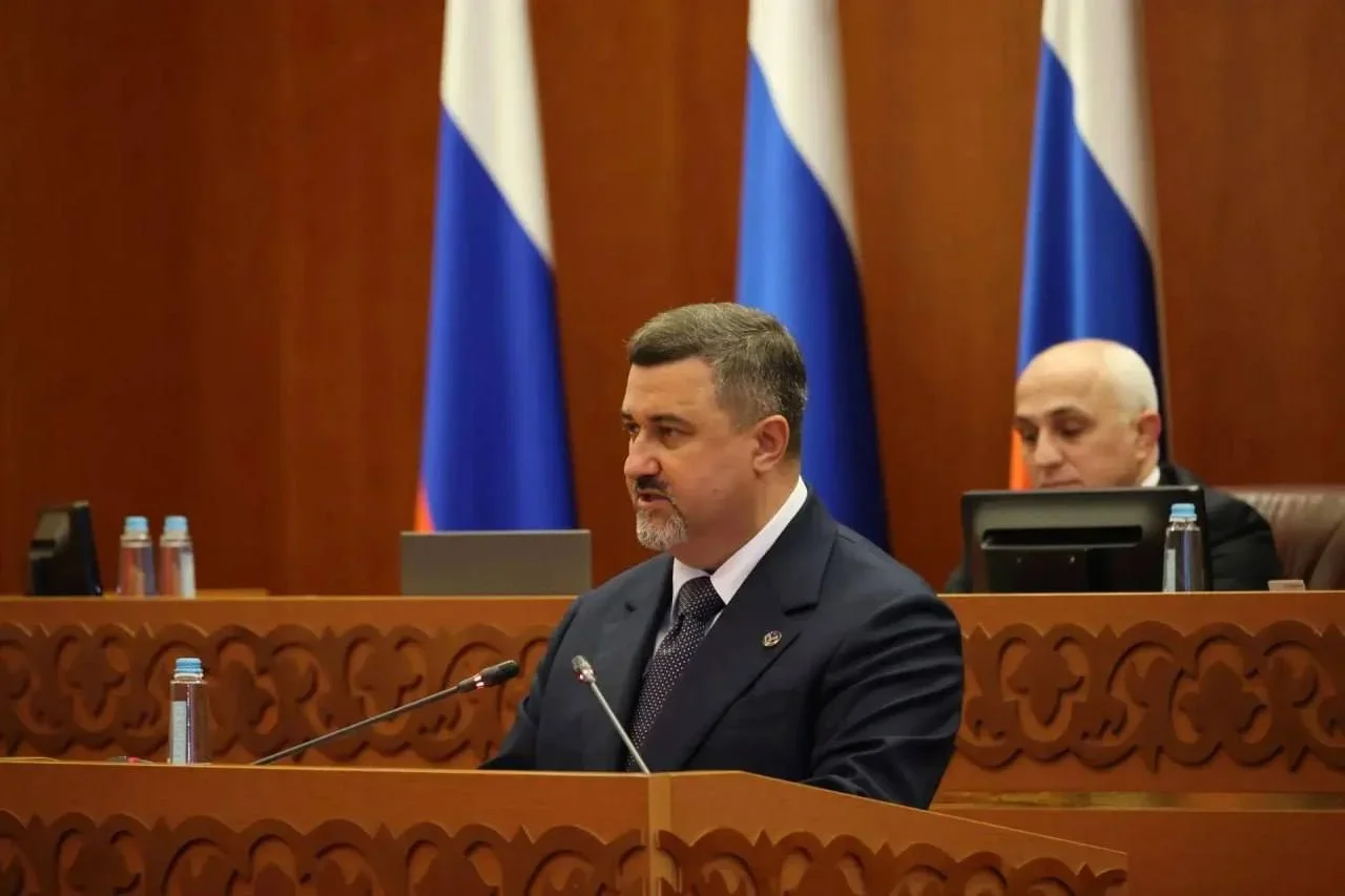 Представители власти и общества поздравили Щукина с избранием главой Дагестана