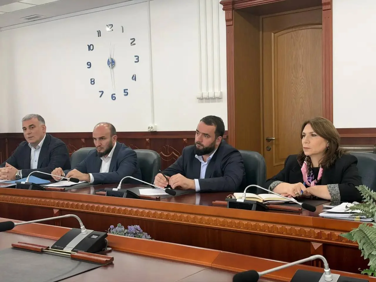 В Дагестане по поручению Рамазанова прорабатывают строительство поликлиники в Каспийске
