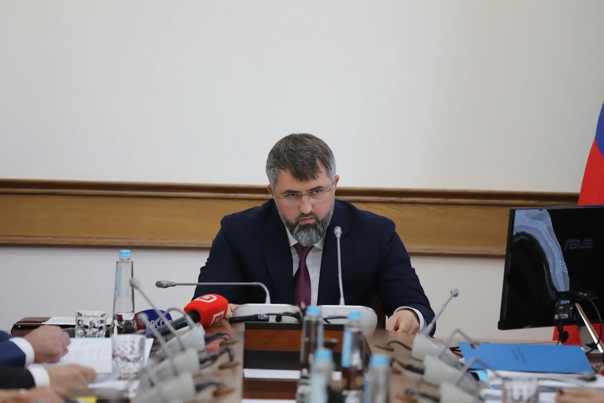 Рамазанов: работа с обращениями граждан — прямая обязанность органов власти