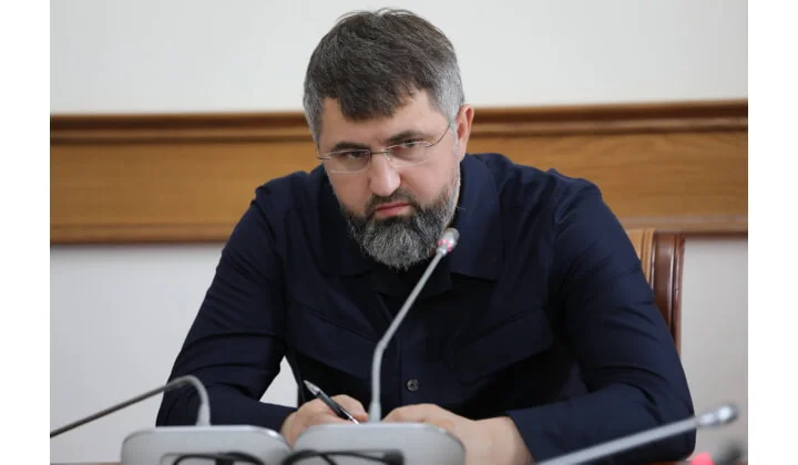 Премьер Дагестана раскритиковал работу УФАС на фоне высоких цен на топливо