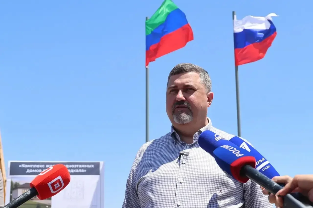 Рамазанов поздравил врио главы Дагестана Щукина с днём рождения