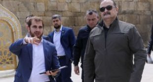 Глава Дагестана проверил ход строительства благоустройства сквера в Дербенте