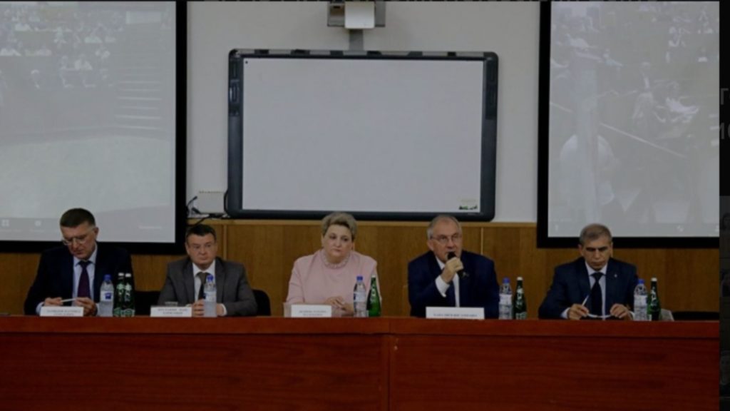 Татьяна Беляева приняла участие в ярмарке вакансий