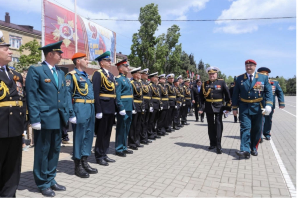 В Дагестане прошел парад в честь Дня Победы