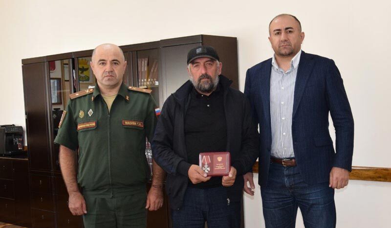 Погибшего на Украине  Алика Газиева наградили Орденом Мужества посмертно