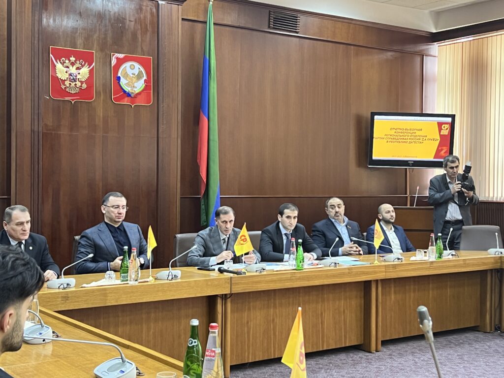 ЦIуницIакулгу партиялул каялувчину увчIунни