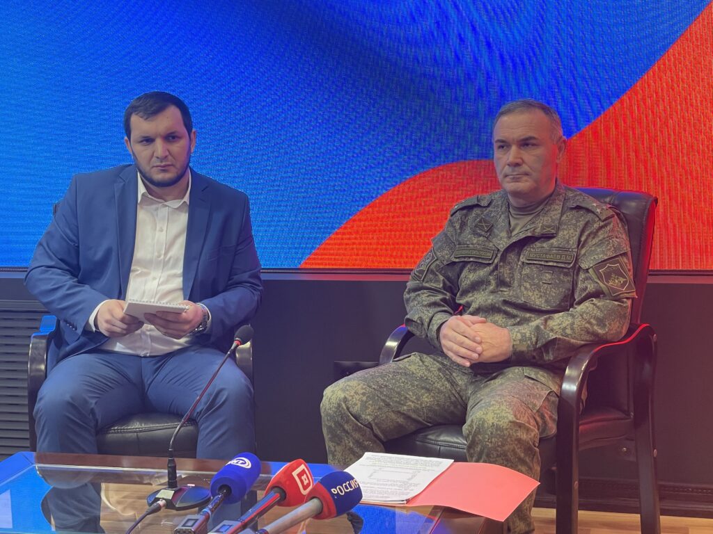Дагъусттанная 4 азаруннийн бивсса жагьилтал гьантIий бур аьралуннаву къуллугъ бан